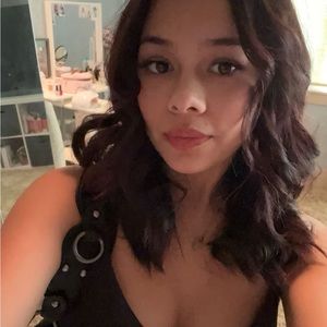 Meet your Posher, Kiki